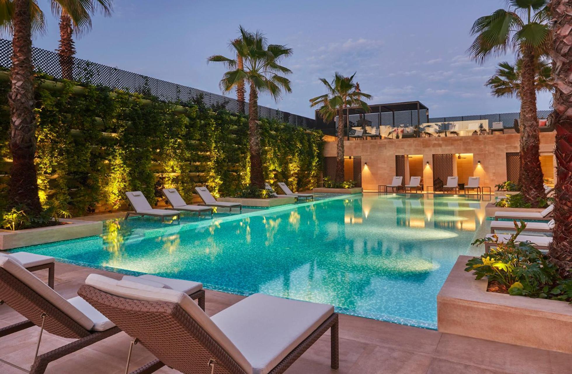 Four Seasons Hotel Casablanca Exterior photo The swimming pool at the hotel